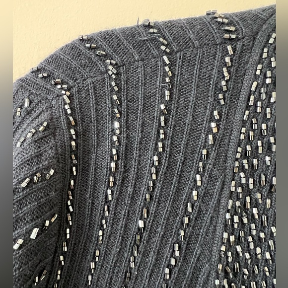 Ellen Tracy Navy Blue Beaded Embellish Full Sleeve Silk/Cashmere Top Size Large - Picture 3 of 13